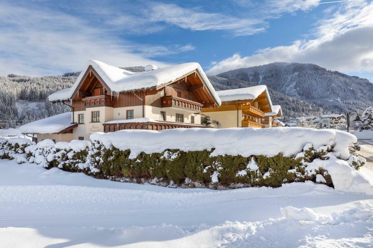 Michis Aparthotel Flachau Exterior foto