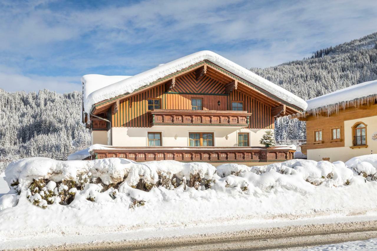 Michis Aparthotel Flachau Exterior foto